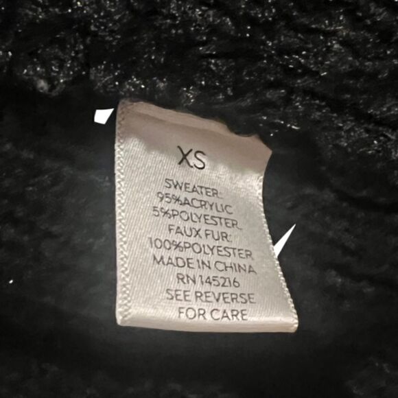 WestPort metallic Black Faux Fur Cardigan Size XS - Picture 6 of 6